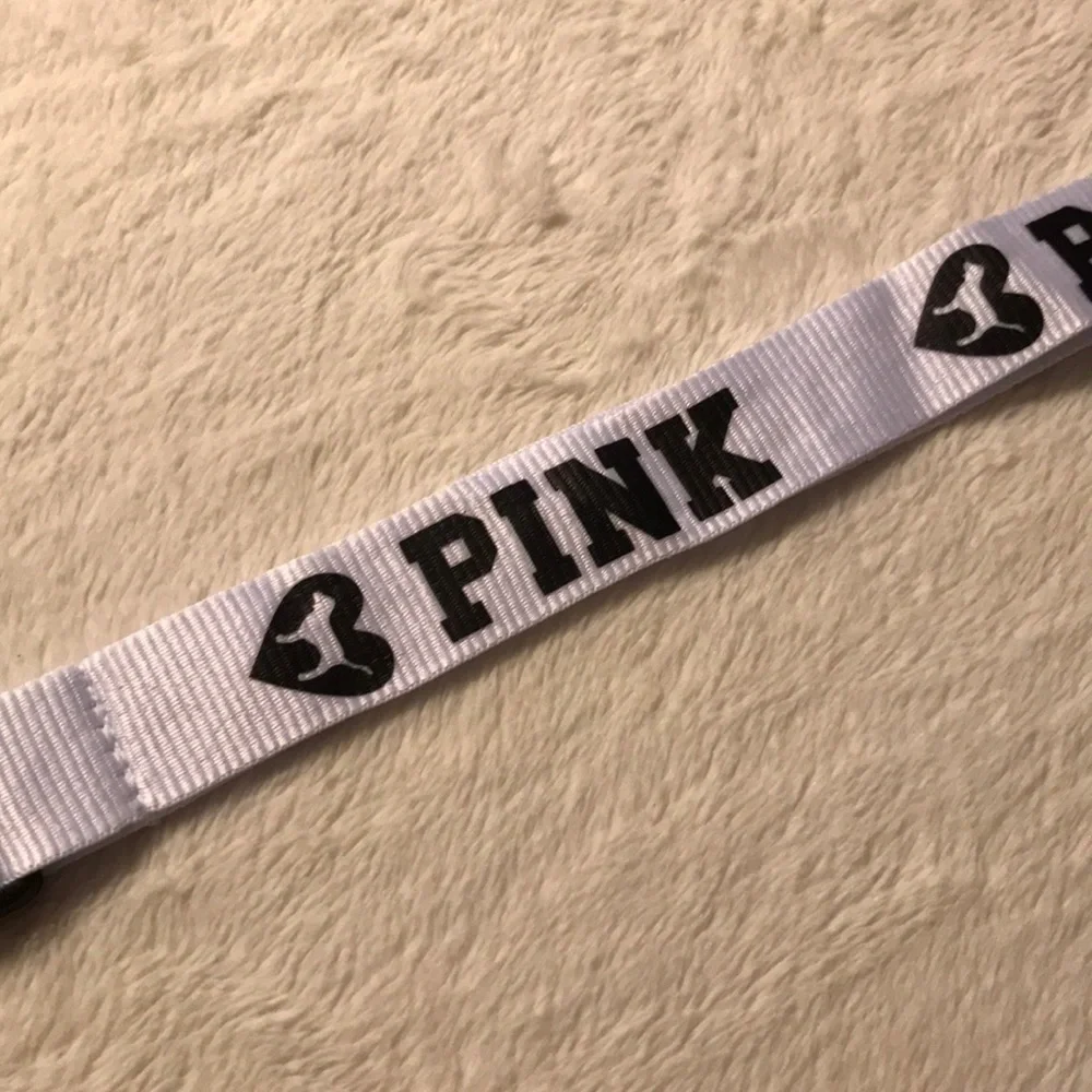✅HOST Pick✅ White Love Pink Lanyard, NWOT